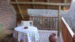 balcony1.jpg